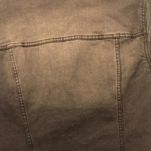 Black Floral Embroidered Denim Jacket NWT 34 - Picture 7 of 8